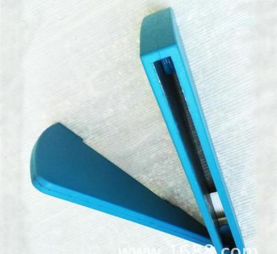 深圳厂家加工红色高密度包胶地铁闸机翼门 定制化服务与价格分析